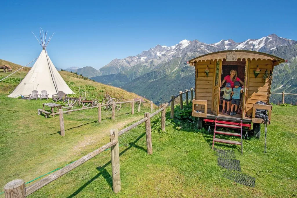 Roulotte ou tipi